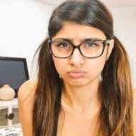 سعاد السحاقية